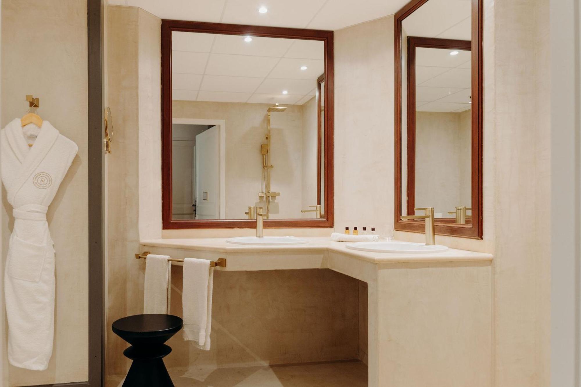 Domaine De Rochebois & Spa Nuxe Витрак Экстерьер фото